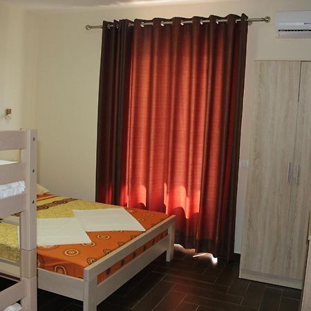 Apartment Family Ulcinj Exteriör bild