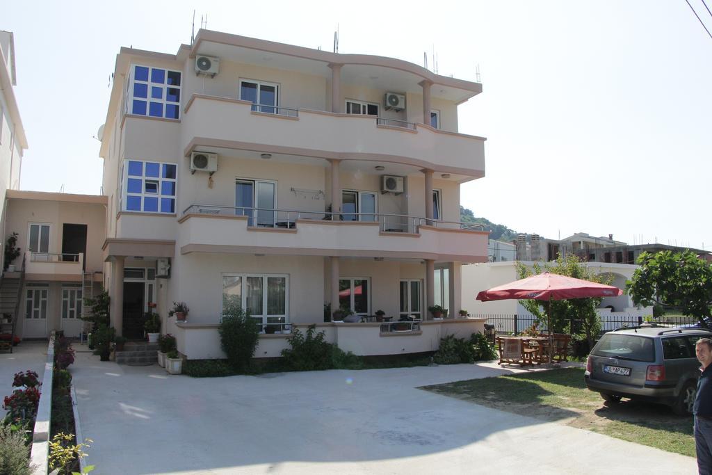 Apartment Family Ulcinj Exteriör bild