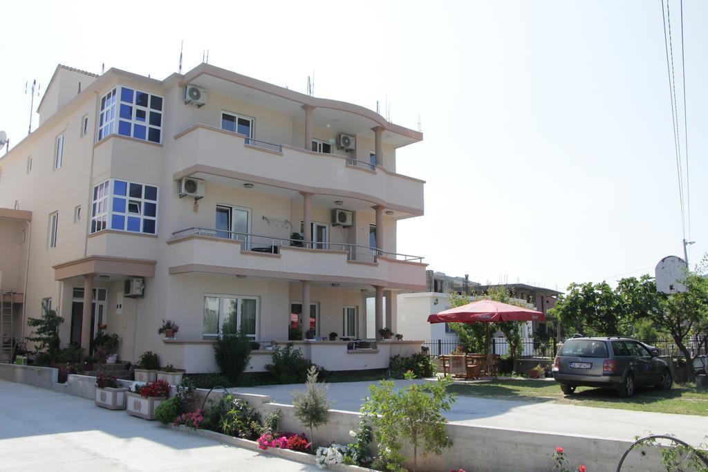 Apartment Family Ulcinj Exteriör bild