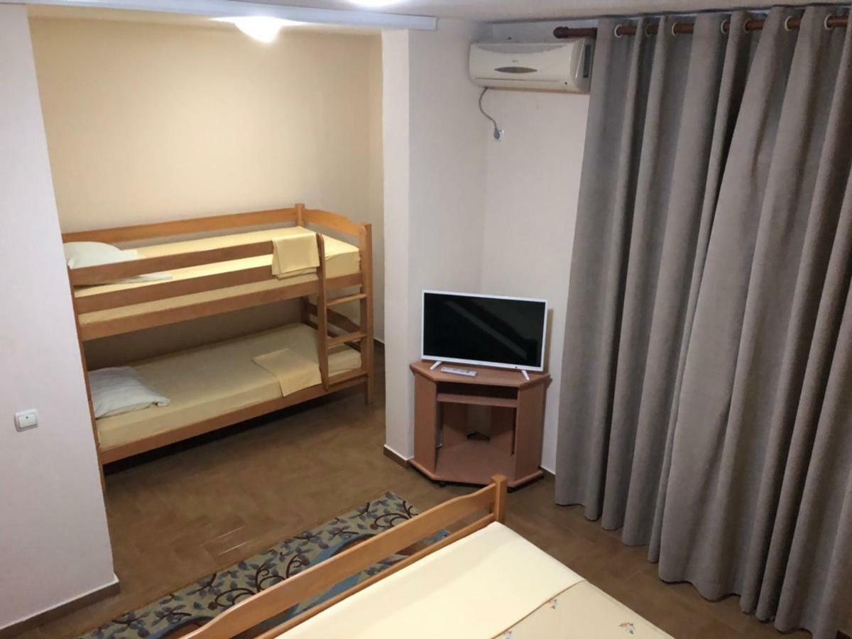 Apartment Family Ulcinj Exteriör bild