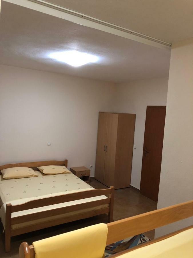 Apartment Family Ulcinj Exteriör bild