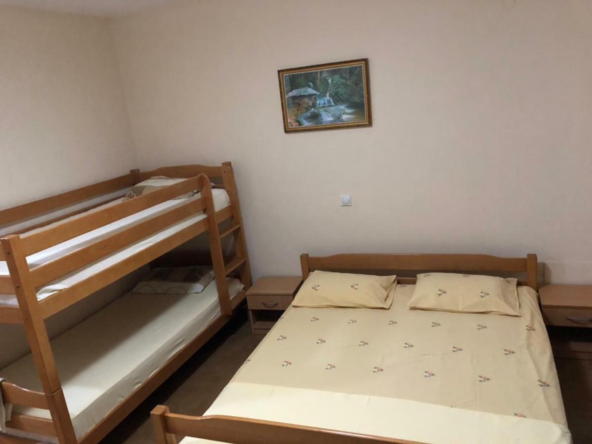 Apartment Family Ulcinj Exteriör bild