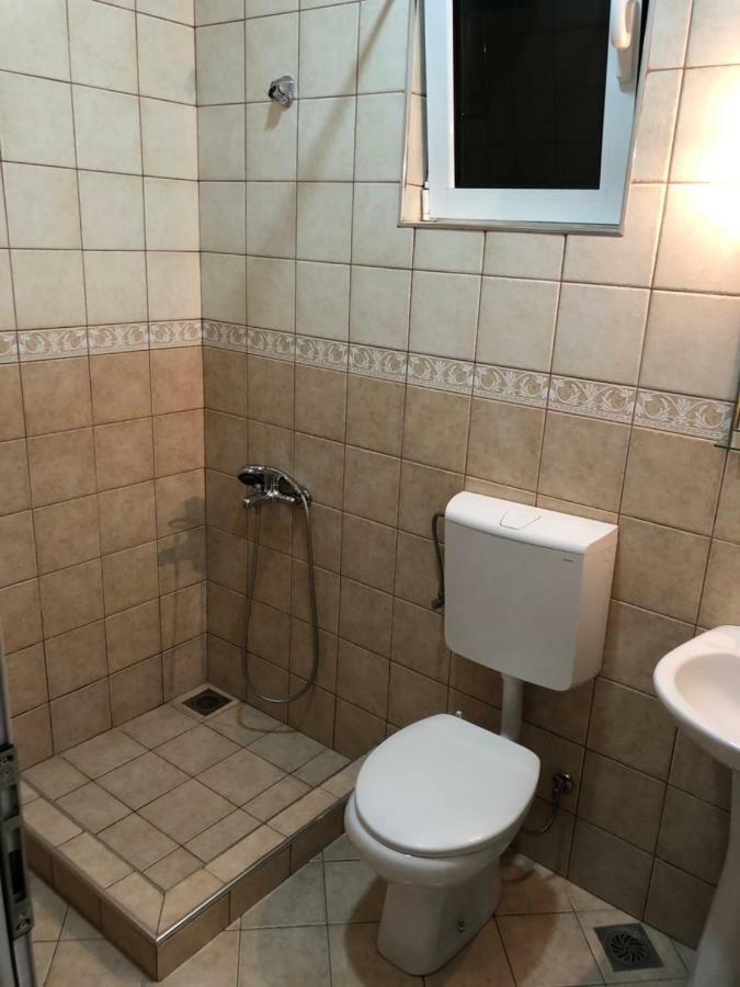 Apartment Family Ulcinj Exteriör bild